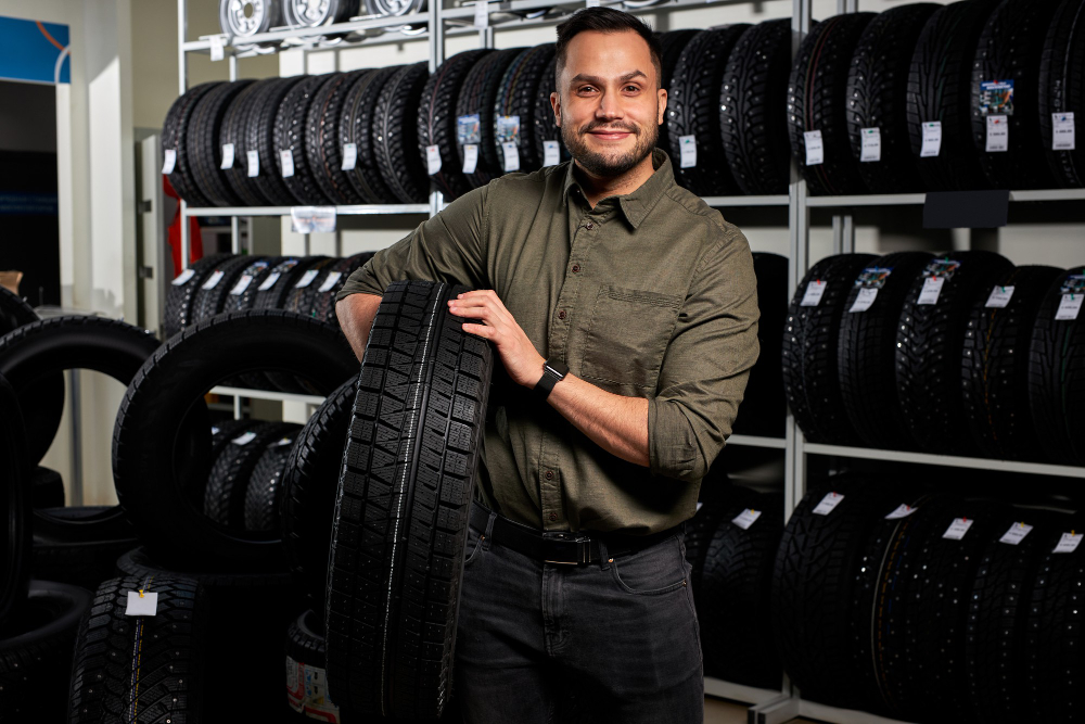 Tire selller